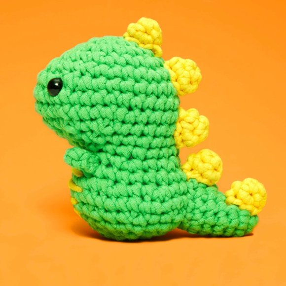 Fred the Dinosaur Beginner Crochet Kit - Picture 5 of 14